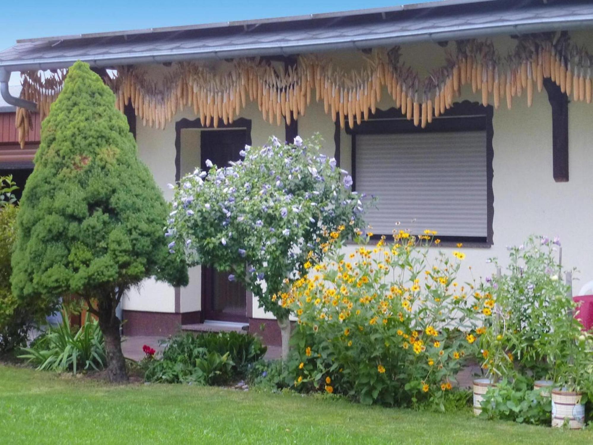 Bungalow In L Bben With A Terrace Lübben Exterior foto